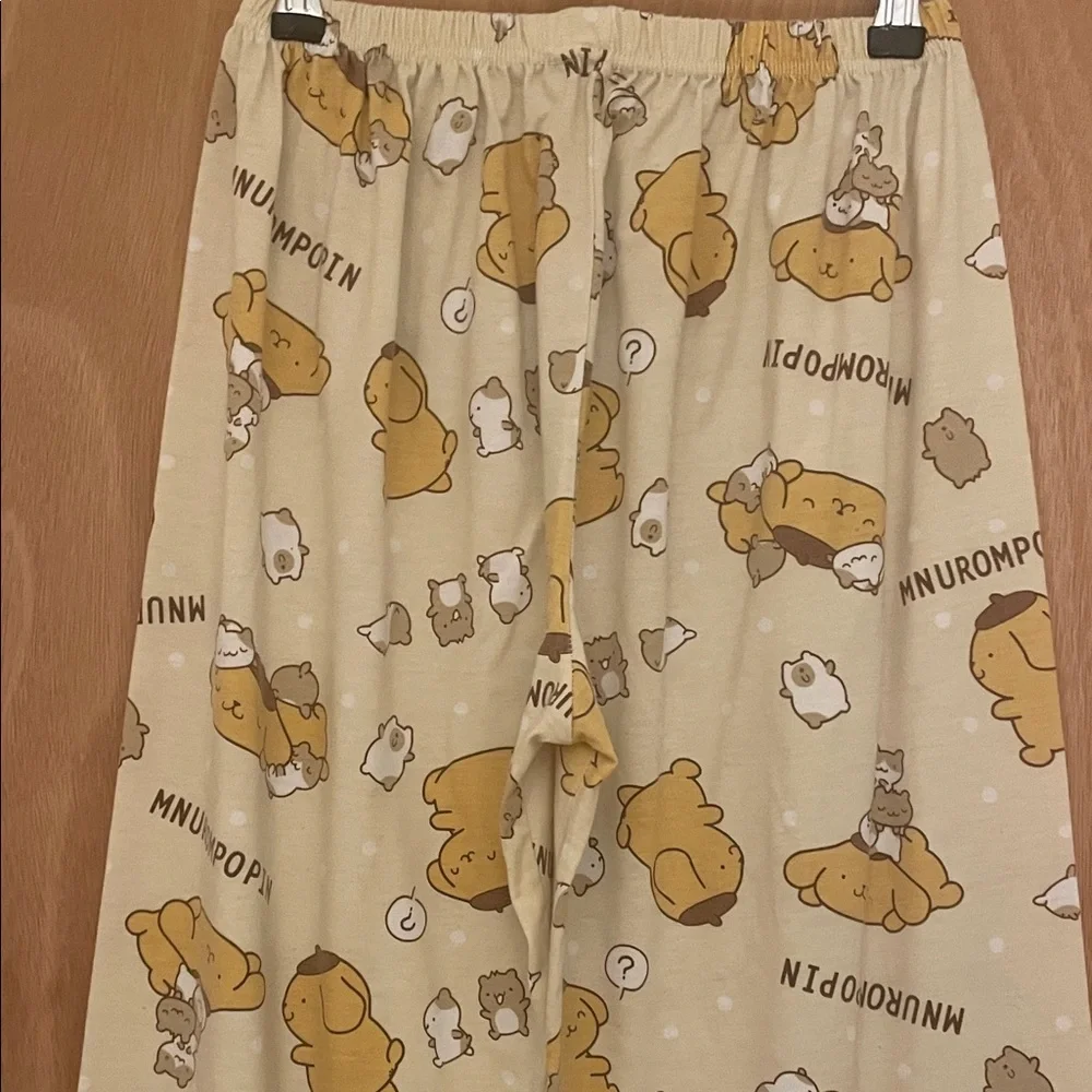 Sanrio Cream and Brown Pompompurin Pajama Set - Picture 8 of 9